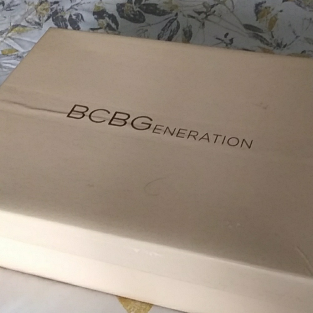 BCBGeneration - Picture 4 of 4